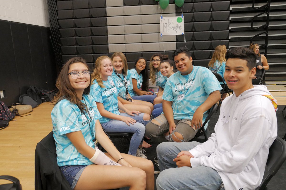 GrandTerraceHS's tweet photo. @gthslinkcrew workshop today. Lots of learning and laughter! @JerryAlmendarez @ColtonJUSD @SBCo_Supt_Ted https://t.co/50t6GeQTJM