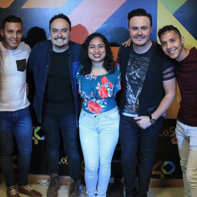 jcf_castillo25's tweet photo. Junto a @RioRomamx #FanDay40 by @los40Panama 🎶🎤🎶🎤🎶 https://t.co/KwjO8gQhWi