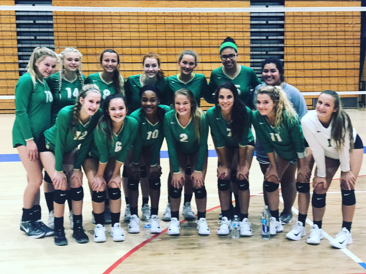 donnahubbard1's tweet photo. Buford High JV Volleyball won all 3 games today! Going into the Gold Bracket at tournament on Saturday!! #ladywolvesvolleyball #lovemy#6 https://t.co/32G5iuZxEg