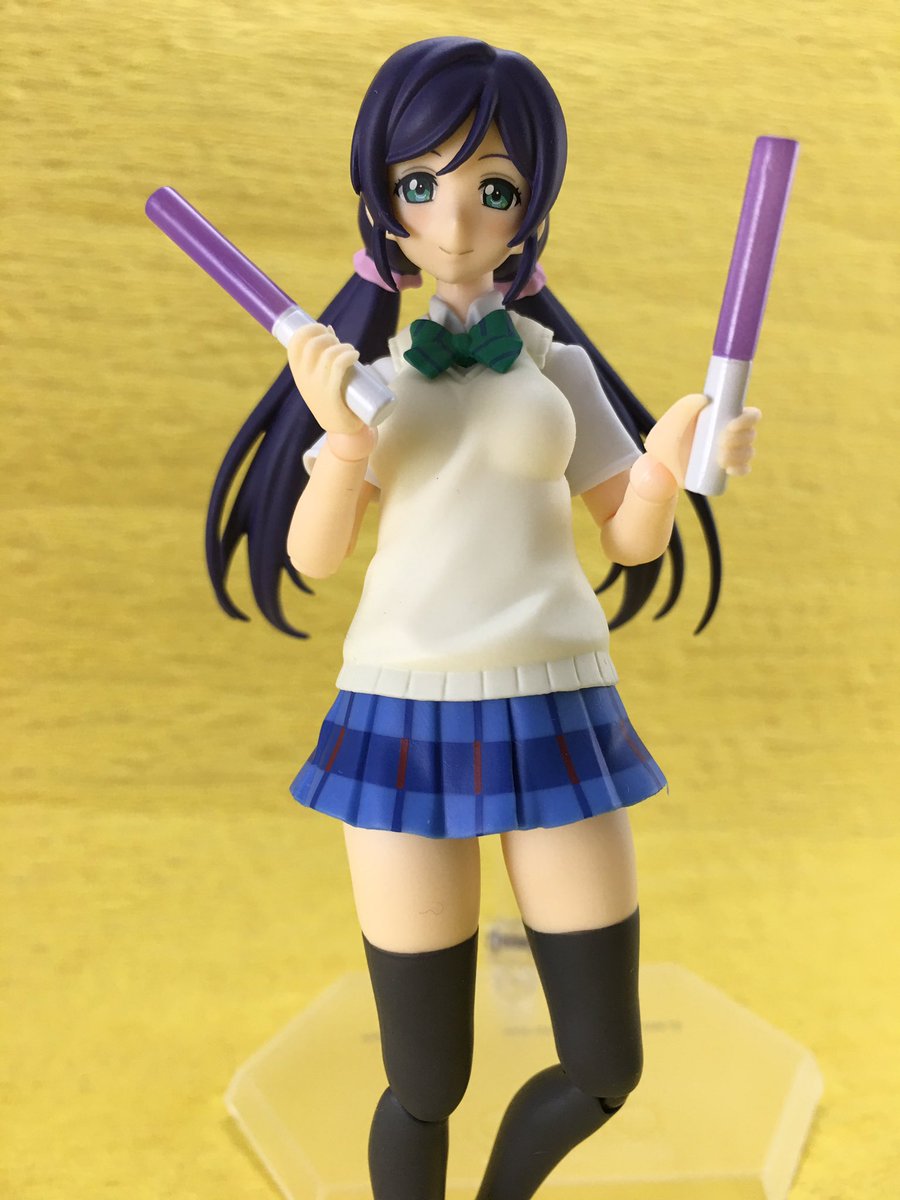 ファントムパイン On Twitter Figma 東條希 M S3年生メンバー 生徒会副会長として生徒会長の絵里を支えている 実はm Sの陰の立役者 M Sの名もそうだが 屋上でメンバーの事で悩んでる穂乃果にドアを開け真姫の歌声を聞かせている フィグマ ラブライブ