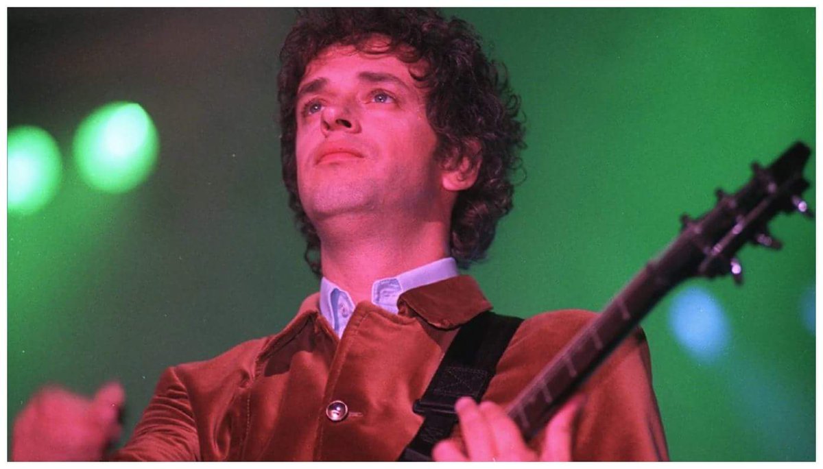 FlacoStereo's tweet photo. SODA STEREO | #GraciasTotales 20 Años. Alta foto inédita de aquella noche emotiva e histórica. Buenos Aires, 20 de Septiembre de 1997. https://t.co/j7woUZBLDp