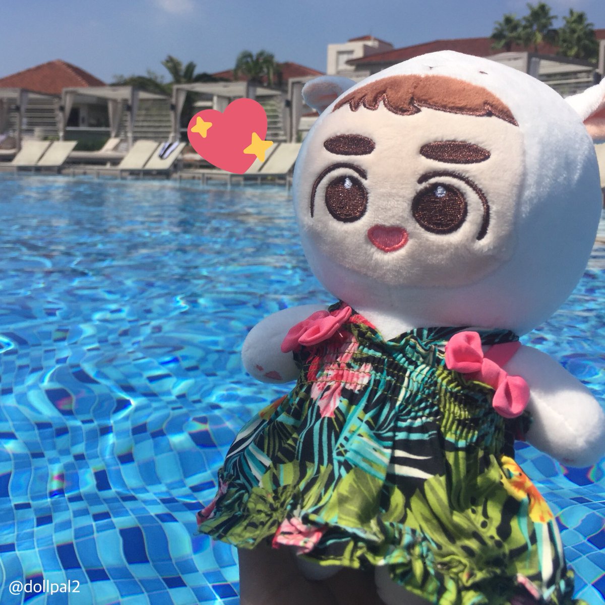 dollpal2's tweet photo. 추석연휴 더운 나라로 떠나실 마망들을 위한 원피스 수영복(18500원)과 수영복 위에 커버업으로도 단독으로도 입히실 수 있는 홀터넥 원피스👗(18000원) 입니다 😎 https://t.co/mPk05uqNF4