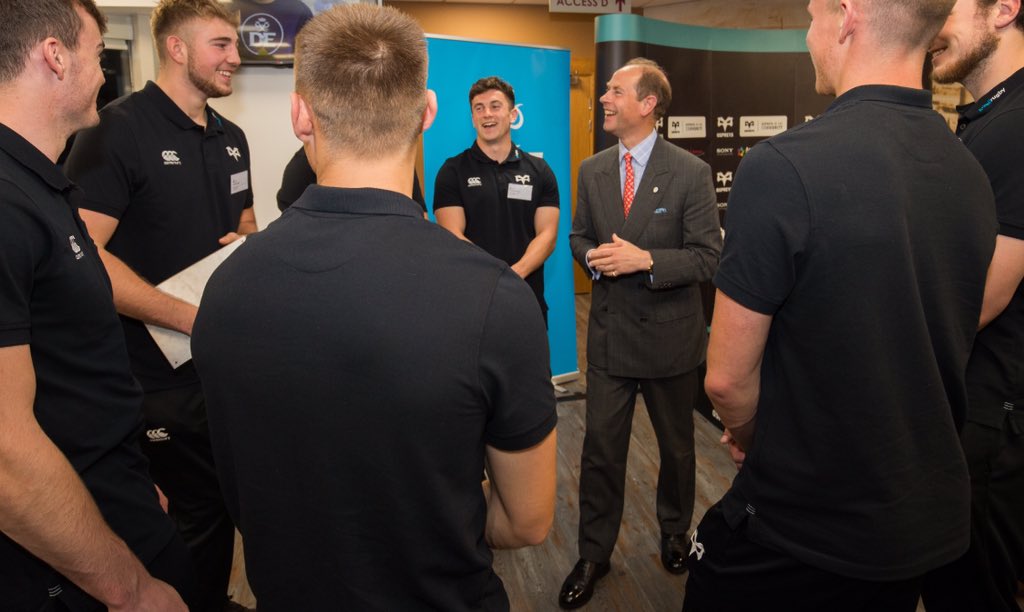 DofE's tweet photo. HRH The Earl of Wessex visited Liberty Stadium to celebrate @CommunityOsprey being the first Welsh rugby organisation to become a DofE L.O. https://t.co/5KvgZZ9bYL