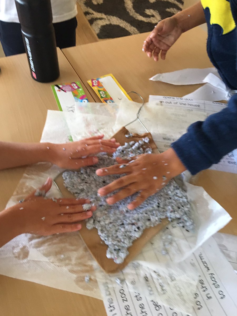 MsSnider5's tweet photo. How is it made? Making our own paper #inquiry https://t.co/Un9I0WQAsY