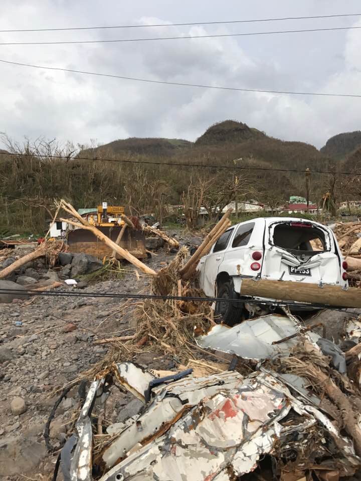 ClaudeTITINA's tweet photo. #Maria👉#Dominica👉#Aeroport #Canefield et ses alentours. Merci à Simon Hayot pour y avoir braver les conditions, atterri et pour les #photos https://t.co/rZ80puQVUg