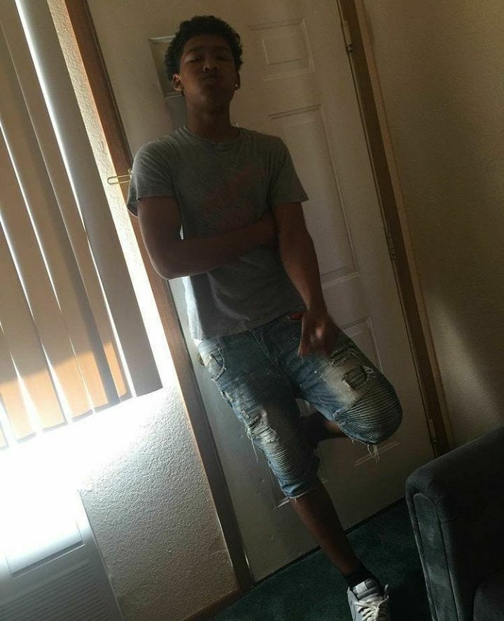 DeeHunn1t's tweet photo. #FreeDaGang 🔓💙
#52HGC
#HG4L https://t.co/yDxJvlPcJ2