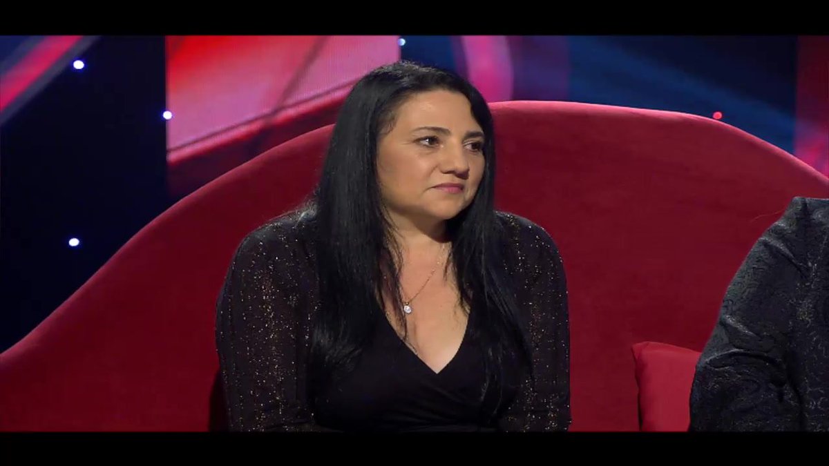 LaRedTV's tweet photo. Latife Soto habló de su forma de realizar predicciones #PrediccionesLatifeMV ->  https://t.co/H95AzTM2Vw https://t.co/xEOo06JfGK