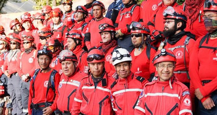 Los Topos aparecen en la CdMx 32 años después; piden ayuda a manos especializadas sinembargo.mx/20-09-2017/331…