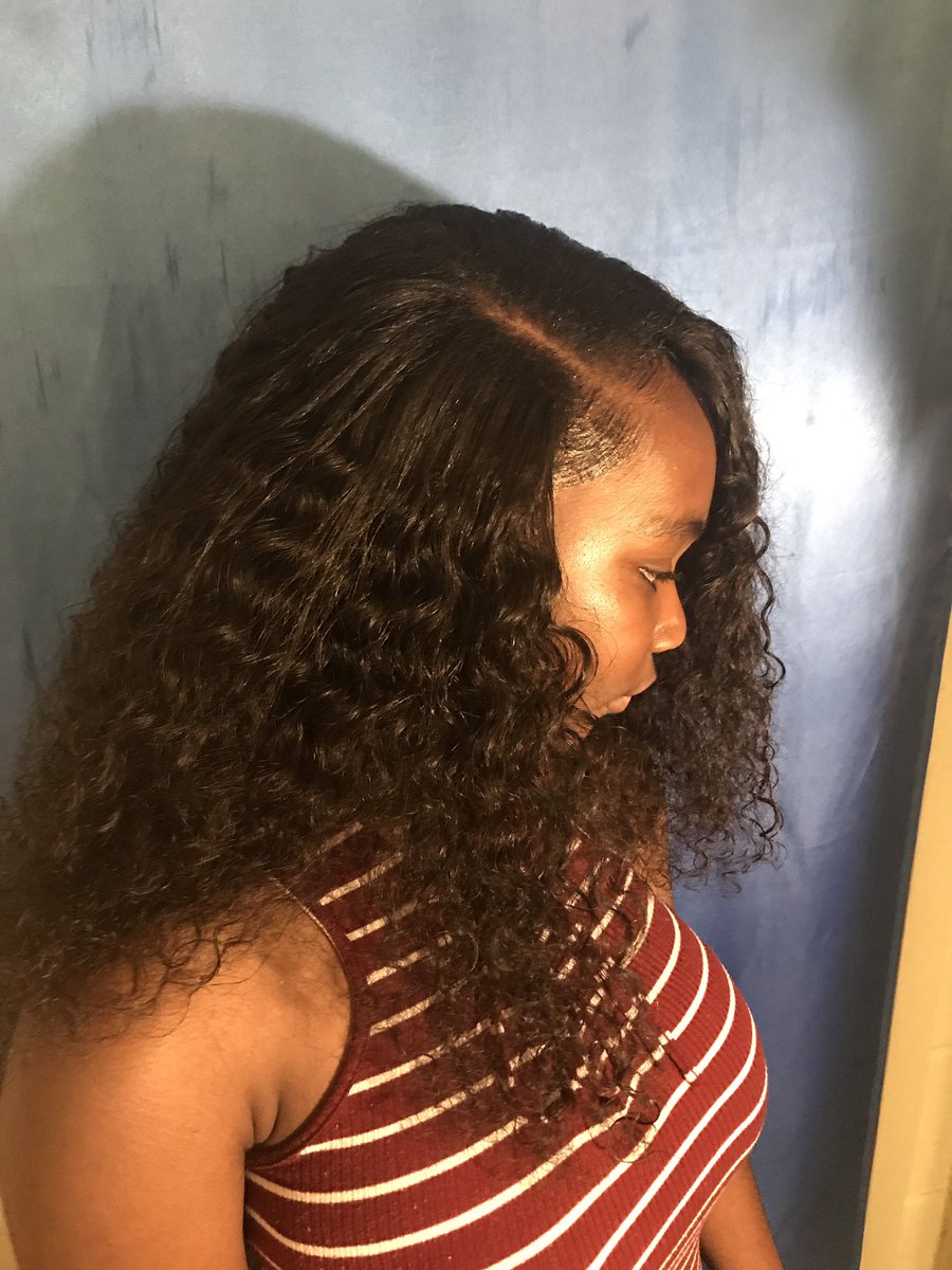 TeaStylesHair's tweet photo. Issa traditional side part you know she was #StyledByTea ✨💙 https://t.co/yjYFiJc1VZ