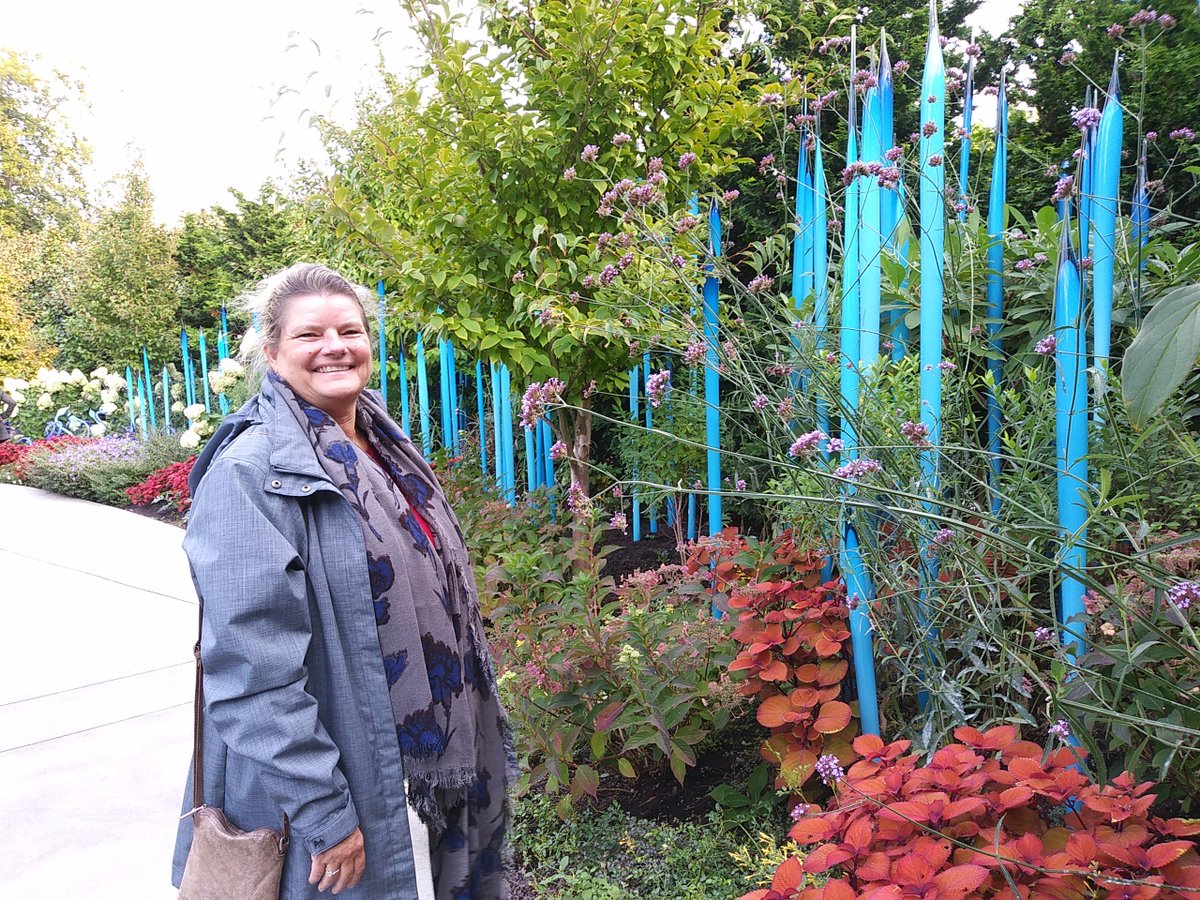 amahort's tweet photo. Home time Great #CitiesAlive2017 thanks @GRHCna Beautiful #Seattle #FreewayPark #ChihulyGardenandGlass #WestlakePark #OlympicSculpturePark https://t.co/4WpKCZkVWK