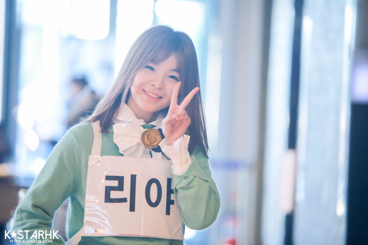 KStarHK's tweet photo. 170112 #MIXX #믹스 - MNET 엠카운트다운 6P UPLOAD
https://t.co/1HhEcIkg3H
#Arie #HanNa #HeeU #Liyah #Mia #리야 #미아 #아리 #한나 #희유 https://t.co/ewuDk7oIvM