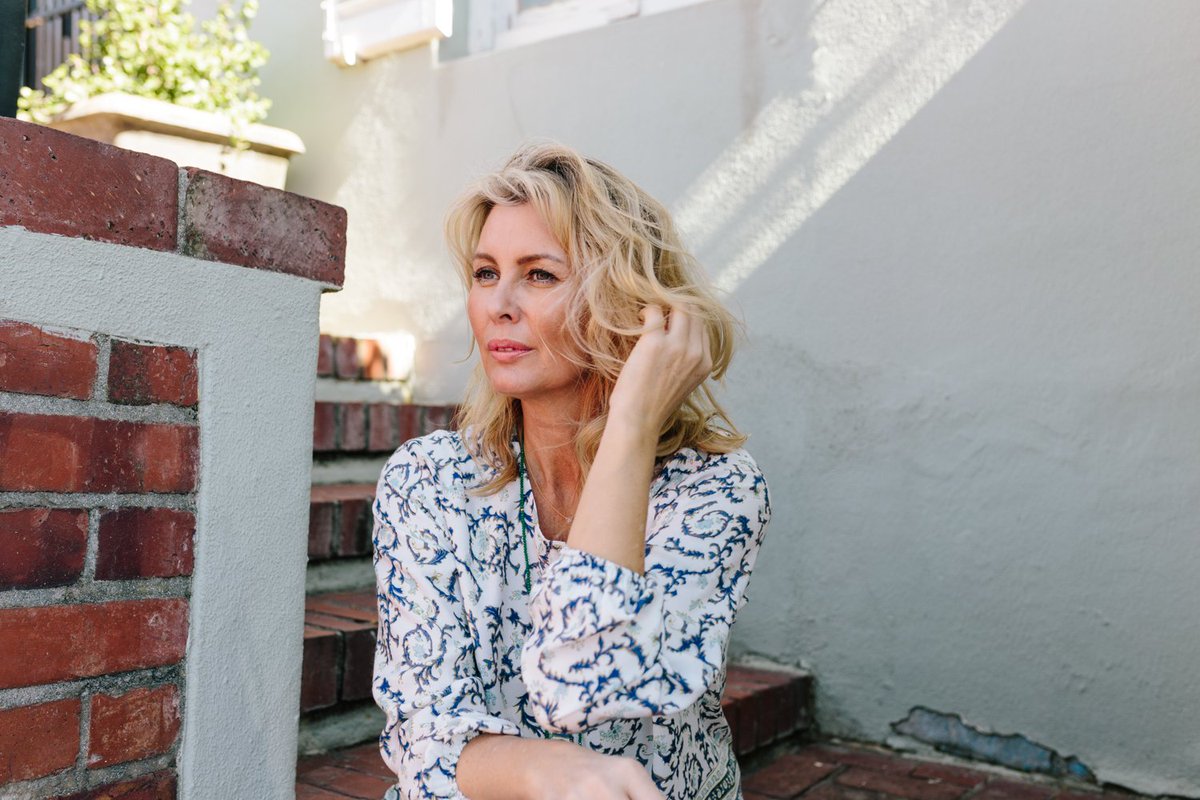 DesrayDesigns's tweet image. #ClothingGoals! Have you seen our beautiful Phlox top - a must-have for this #spring season. Shop now: ow.ly/Hxdu30fjFBQ