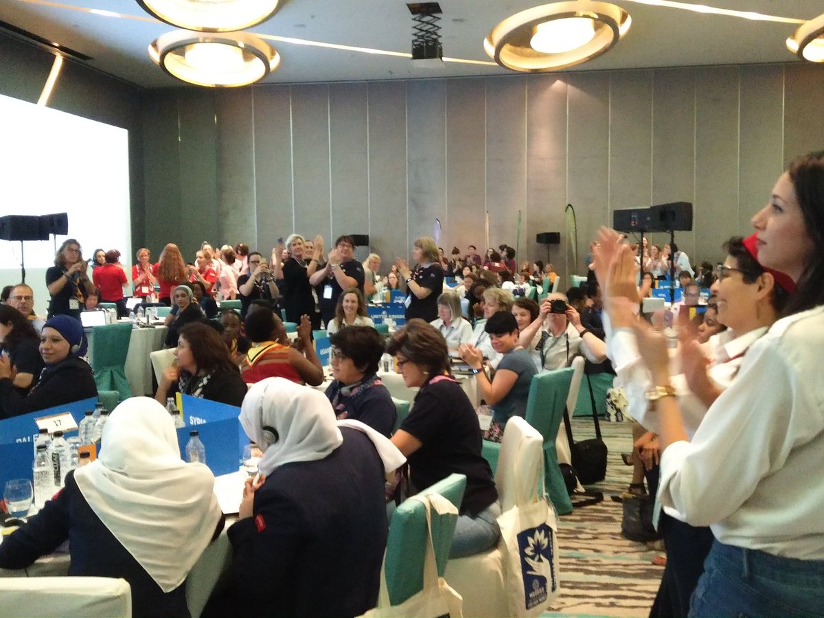 DenisMortier's tweet photo. Standing ovation for the motion for encouraging young woman to stand for governance positions! 🎉#byYoungPeopleForYoungPeople #36WoCo https://t.co/5jVH5Ggqlj
