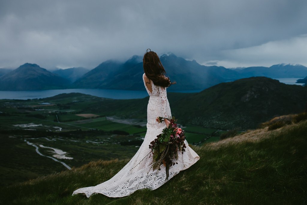 #queenstown #mountaintop #mountains #nz #newzealand #newzealandwedding  #newzealandphotographer #weddingphotographer #destinationwedding