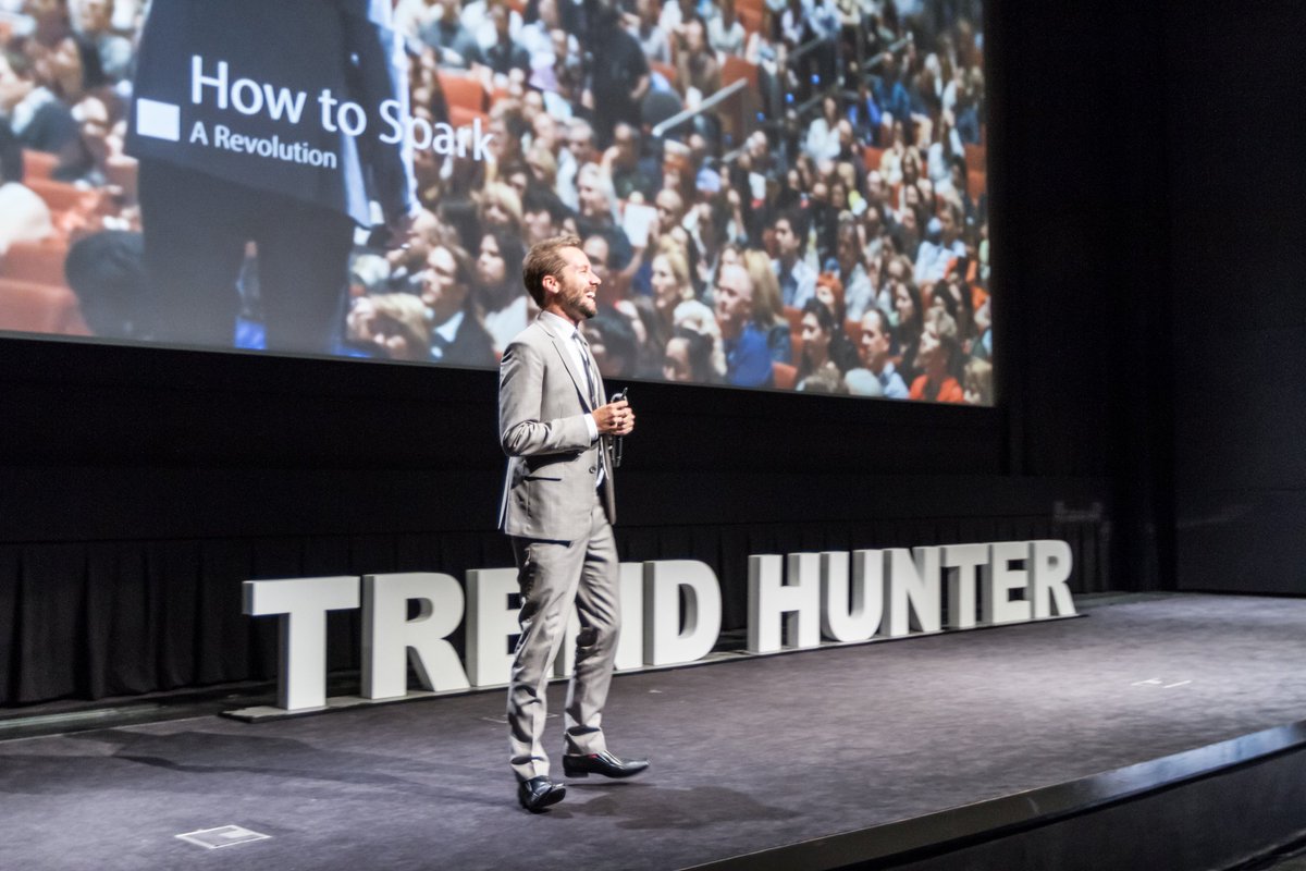 #TBT to <a href="/jeremygutsche/">Jeremy Gutsche</a> at last year’s #FutureFestival! Catch him again from September 27-29, 2017