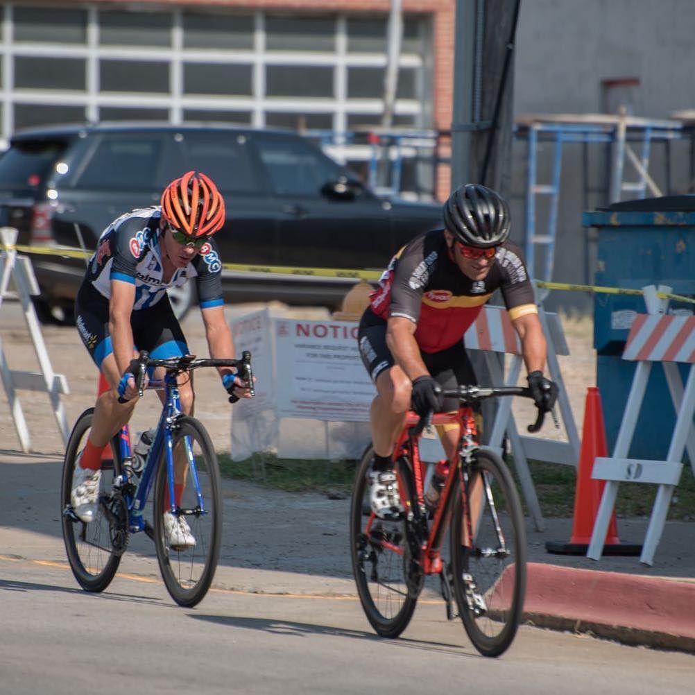 HellOnTheBorder's tweet photo. Peter Beland in the Masters break.
#hellontheborder #embracethepain #arstatecrit #fortsmith #criterium #walmartgppcycling #cycology #critl… https://t.co/EqkemnGFXY