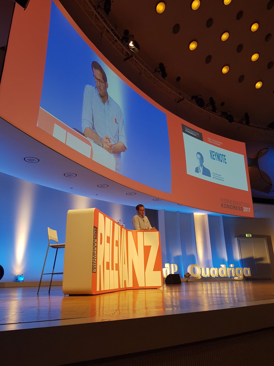 "Wenn man Fehler gemacht hat, ist das beste Wort Entschuldigung" <a href="/jreichelt/">Julian Reichelt</a> Entschuldigung, aber dieser Auftritt war fehlerlos. #stark #kk17