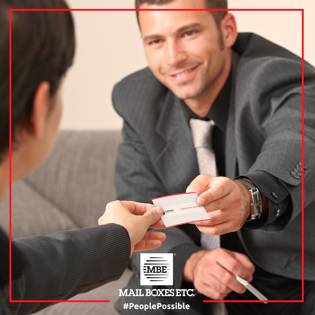 MBE_ML's tweet image. Une poignée de main ne vient jamais sans une carte de visite : gardez cela à l'esprit…