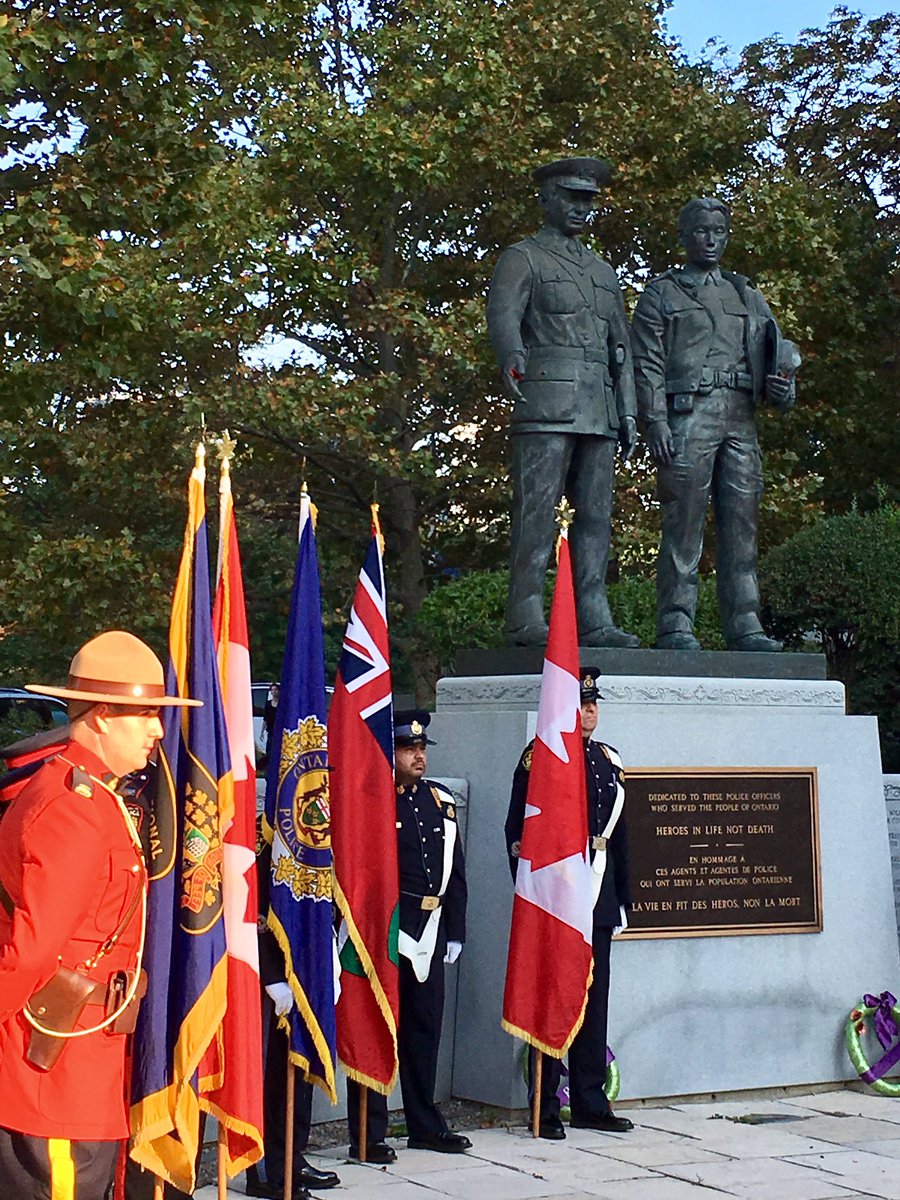 HeroesInLife's tweet image. Great to see some many runners &amp;amp; supporters out on this sunny morning! #NPOMR &amp;amp; #HeroesInLife @460k #HeroesEnVie #run