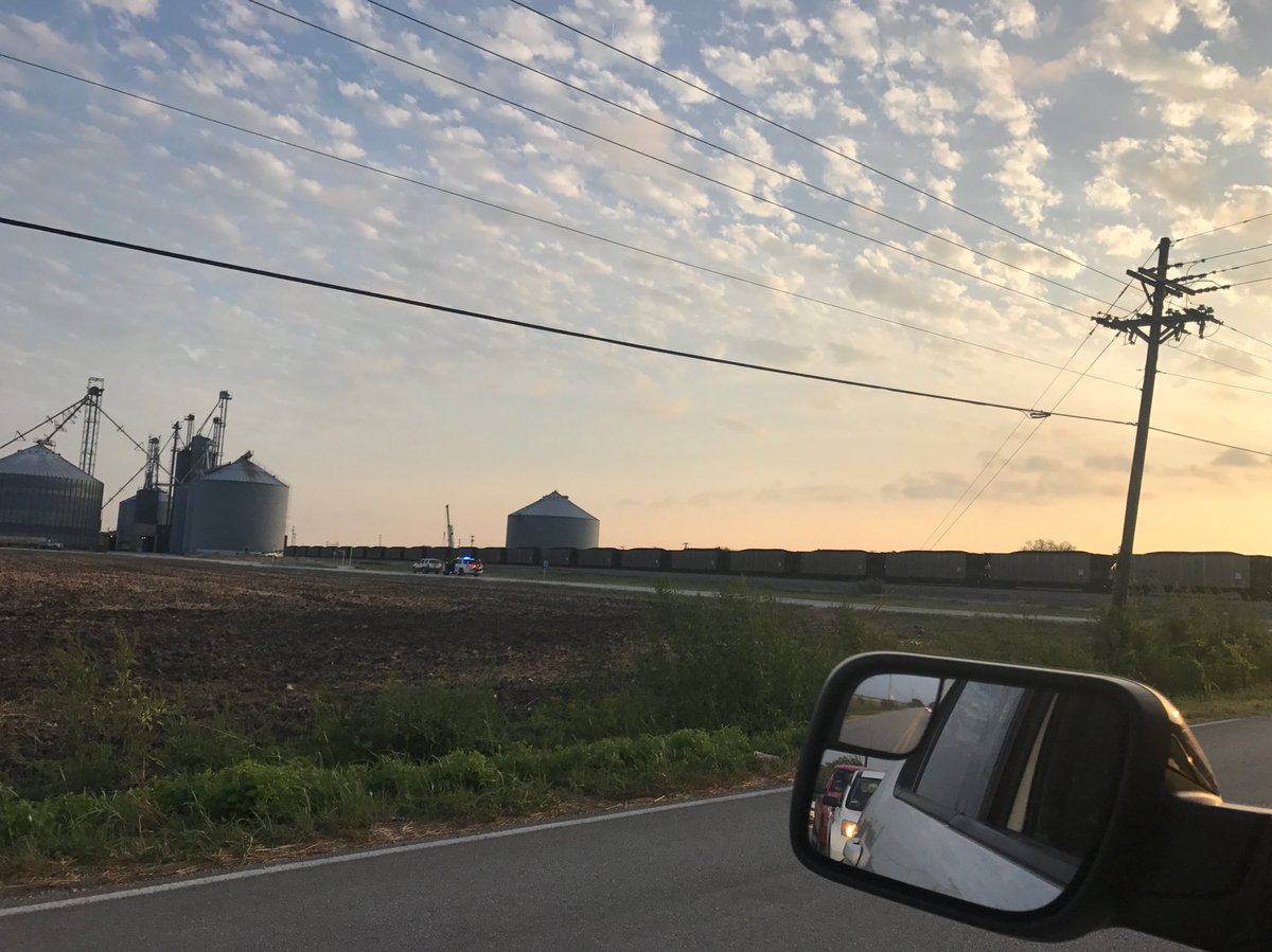 keribcroy's tweet photo. Hoping to make it to work by at least lunch. #smalltown #prosperTX #latenow https://t.co/R5VEyjh7NW