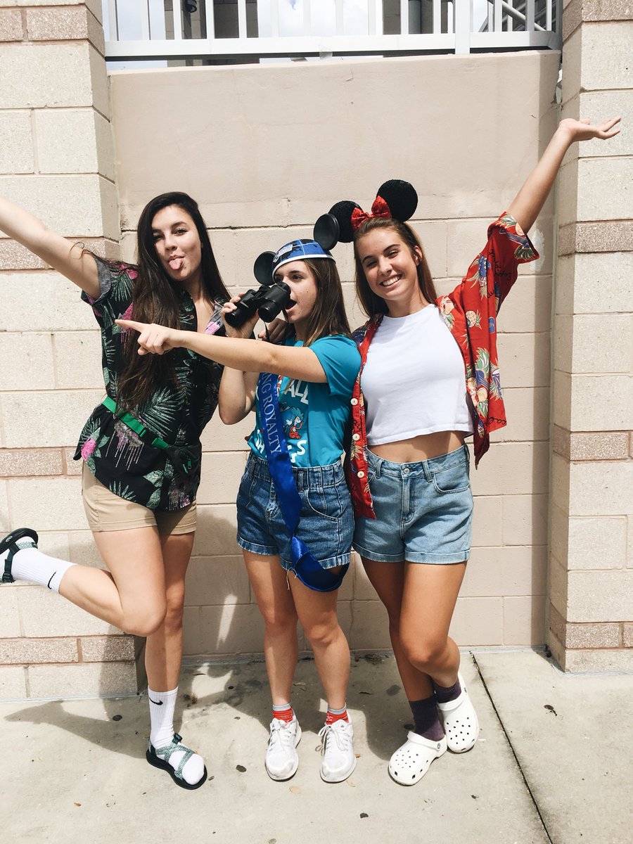 EmTrammell7's tweet image. hoco week has been fun 🔱‼️💛🤘🏻 #junioryr #yahh