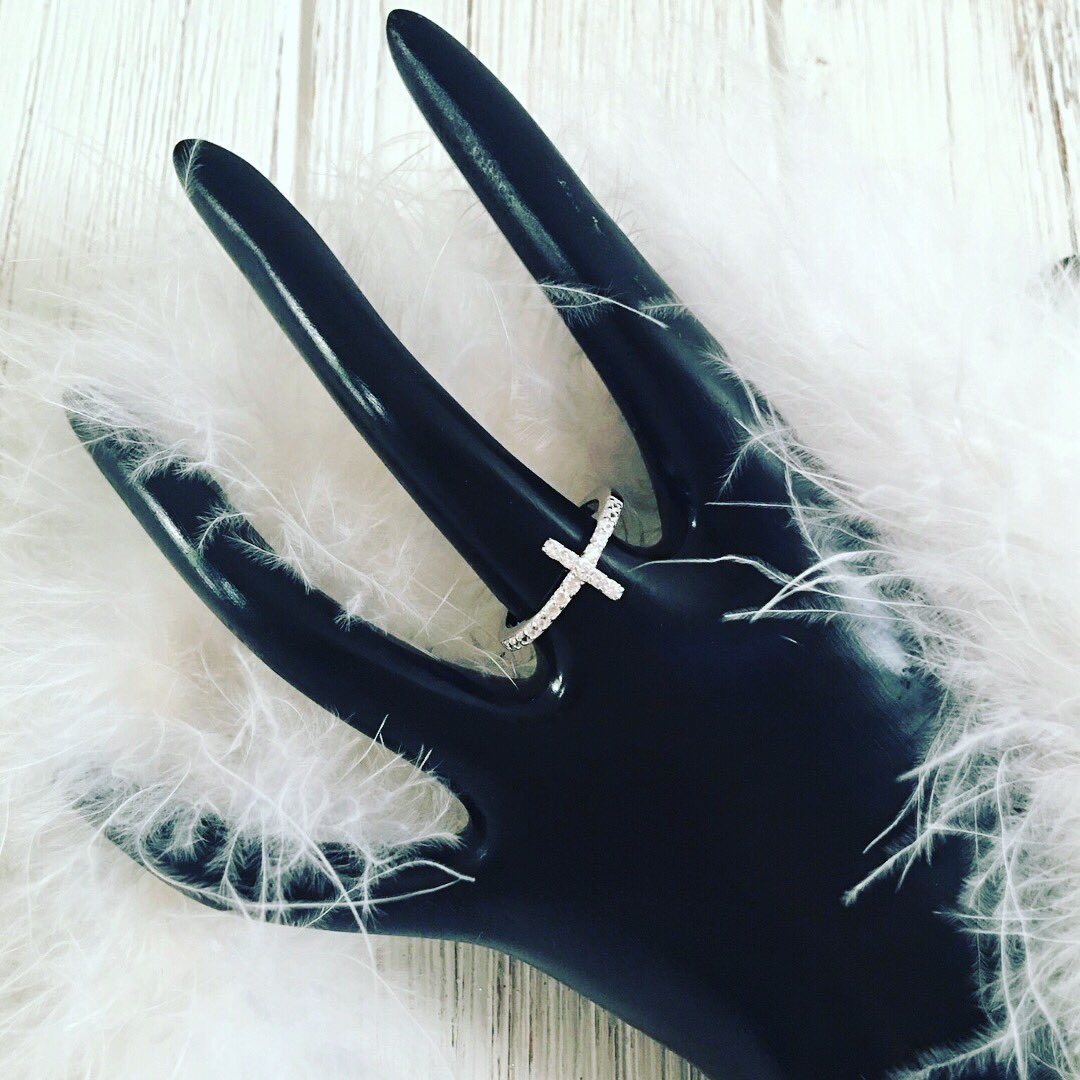 CreationsbyCC15's tweet photo. Dainty and fabulous, you'll be loving this sterling silver CZ side cross ring as we do! #Jewelry #CreationsbyCC #Rings https://t.co/w8E3OIofpO
