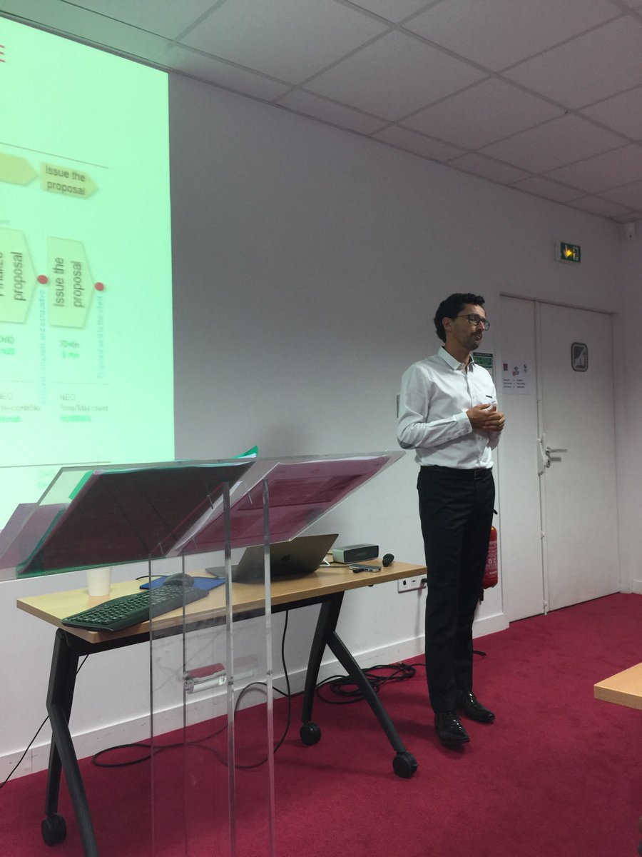 [en] brilliant keynote on paperless office by <a href="/jl_vecchio/">Jean-Luc Vecchio</a> from <a href="/TessiConsulting/">TessiConsulting</a> for the opening session of <a href="/GEM_Digital/">GEM Digital Strategy Management Advanced Masters</a> cc <a href="/Grenoble_EM/">GEM - Alpine Business School</a>