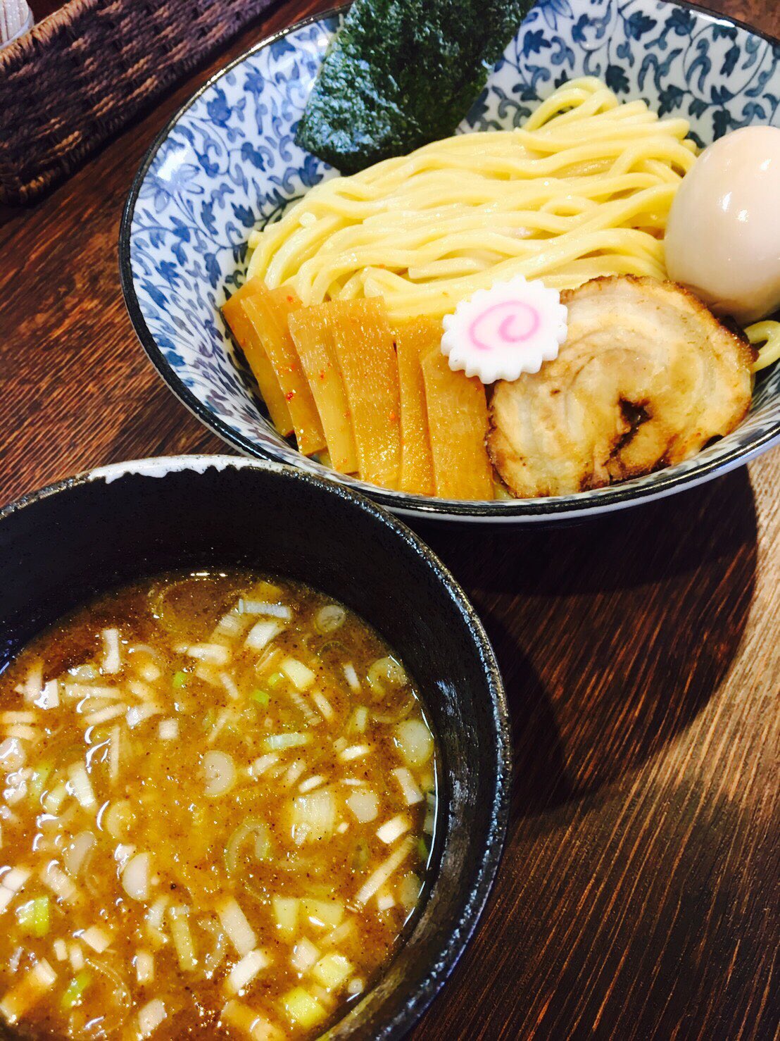 麺処はなぶさ 川越 麺処はなぶさ 川越 小江戸 隠れ家 雑誌掲載 つけめん 麺 らーめん 中華そば 魚介豚骨 濃厚 太麺 つるもち おひとり様 女子 主婦 女子だって1人ラーメンしたい サラリーマン 会社員 営業 お昼 穴場 夜ごはん 自慢したくなる 口コミ 大歓迎