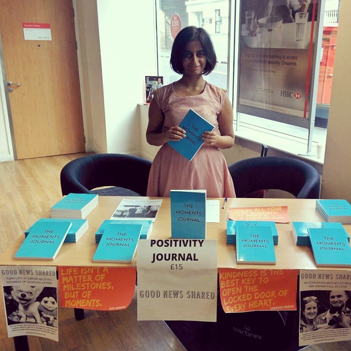 Excited to be selling The Moments Journal at a pop up stall today in HSBC Angel Islington branch! #angelislington #popupshop #SmallBiz