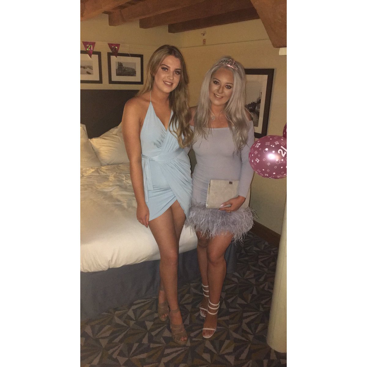 millierileyx's tweet photo. Happy 21st birthday to the most amazing best friend in the world. I love you hope you love your presents🎉💛 @megansharmanx https://t.co/qko8QVjbrj