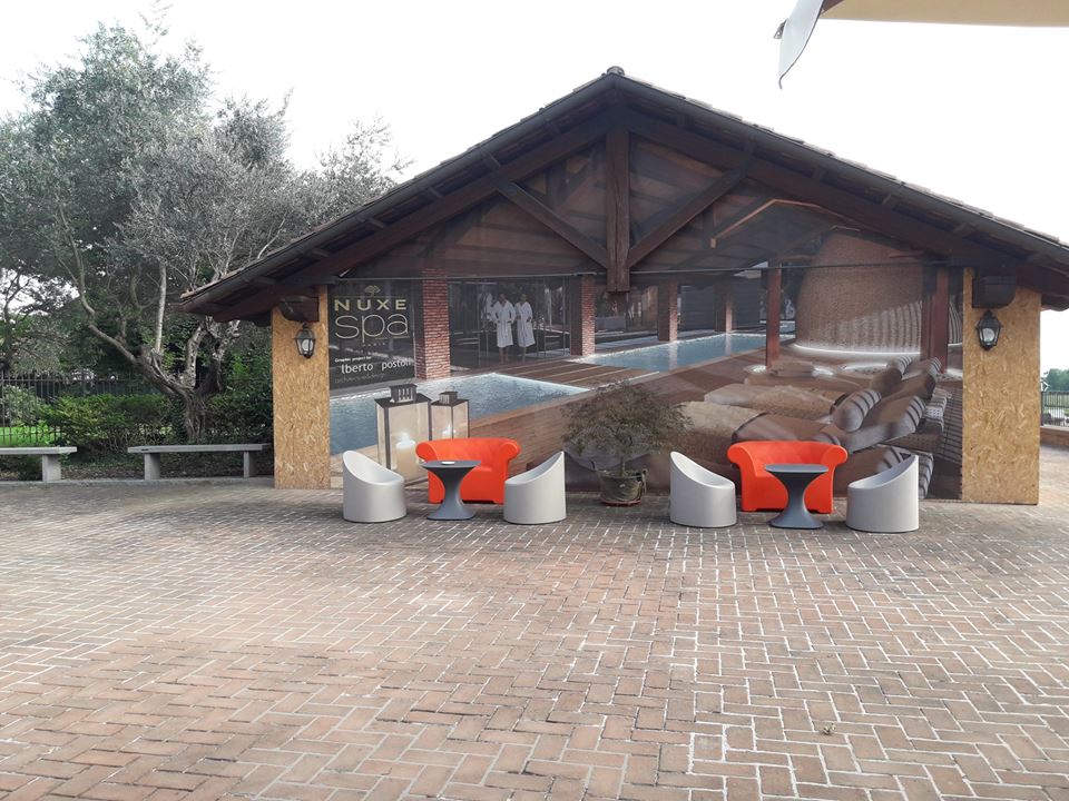 SerralungaItaly's tweet photo. The beautiful location of Relais Santo Stefano of Spa Nuxe in Biella is enriched by Serralunga furniture - https://t.co/yiRmuxRsdU https://t.co/Sx99KmYoUx