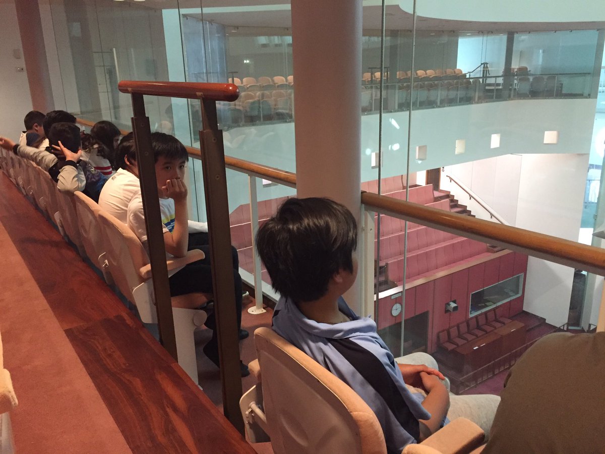 MissHayesEPPS's tweet photo. Checking out the two chambers at Parliament House 1/2 https://t.co/dMwIi2M5bP