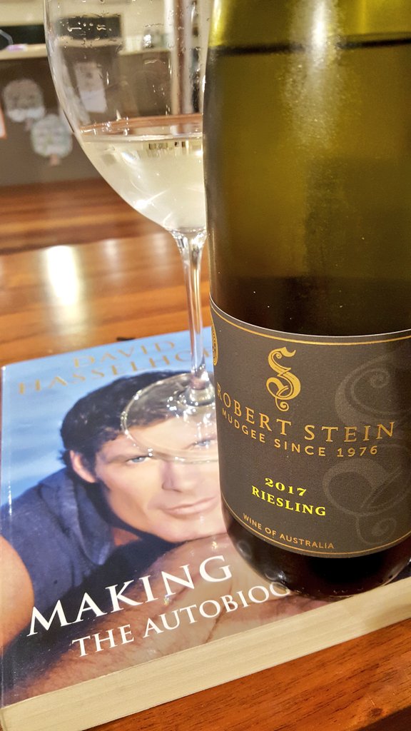 Robert Stein Mudgee Riesling 2017 <a href="/JacobRStein/">Jacob Stein</a> <a href="/mudgeewine/">Mudgee Wine Region</a> <a href="/winewankers/">The Wine Wankers 🍾🤛🎉🥂</a> <a href="/RieslingDU/">Riesling DownUnder</a> One of the top Riesling in Oz. Love this gear. BT