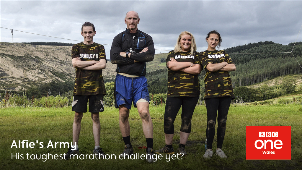 BBCWales's tweet photo. 🏉 1 Welsh rugby legend
🏃100 rookie runners

😅 Can @gareththomas14 motivate 100 teens to run the #CardiffHalf?
🎽 #AlfiesArmy2017 https://t.co/34vqcAgkP2