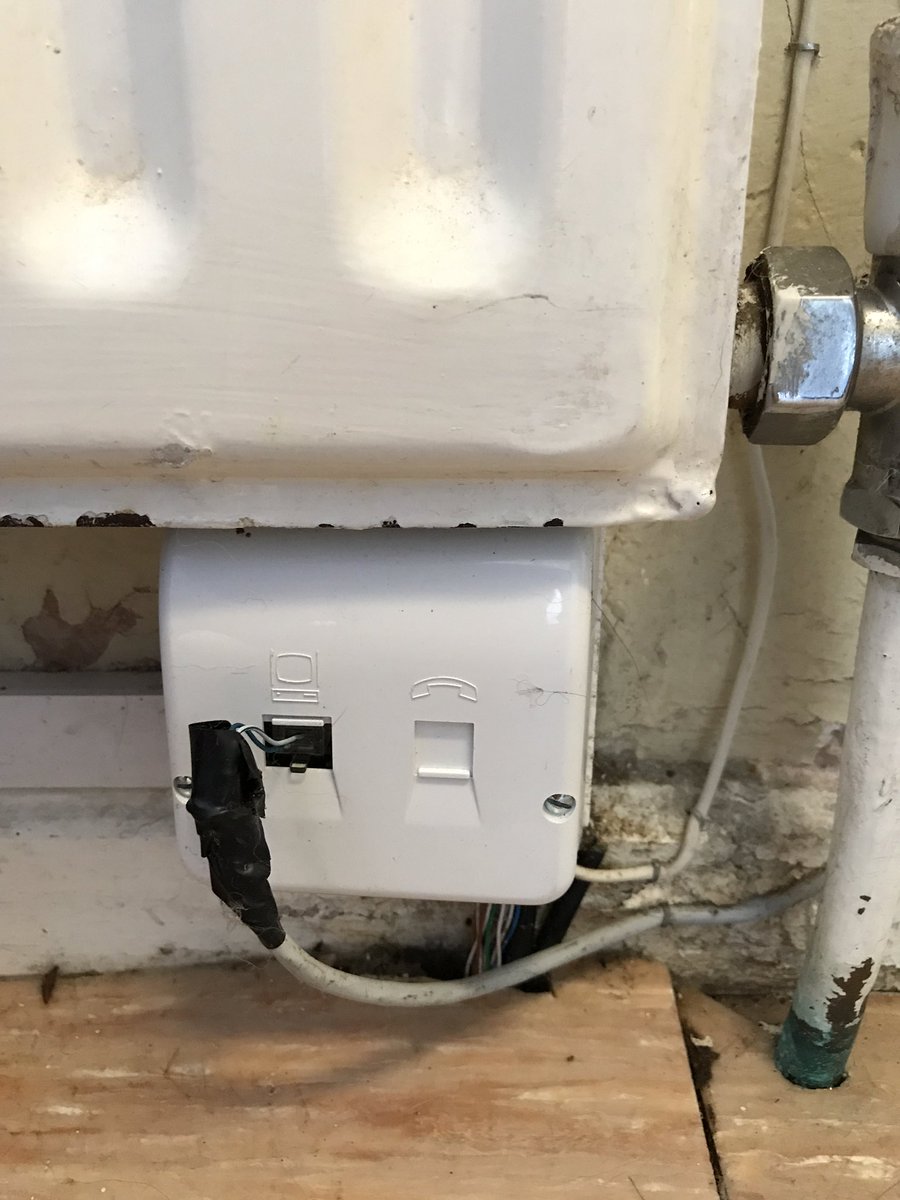 This is how <a href="/eir/">eir</a> engineers leave a line installation at the home of a lady of 71yrs.  Poor show #shameonyou