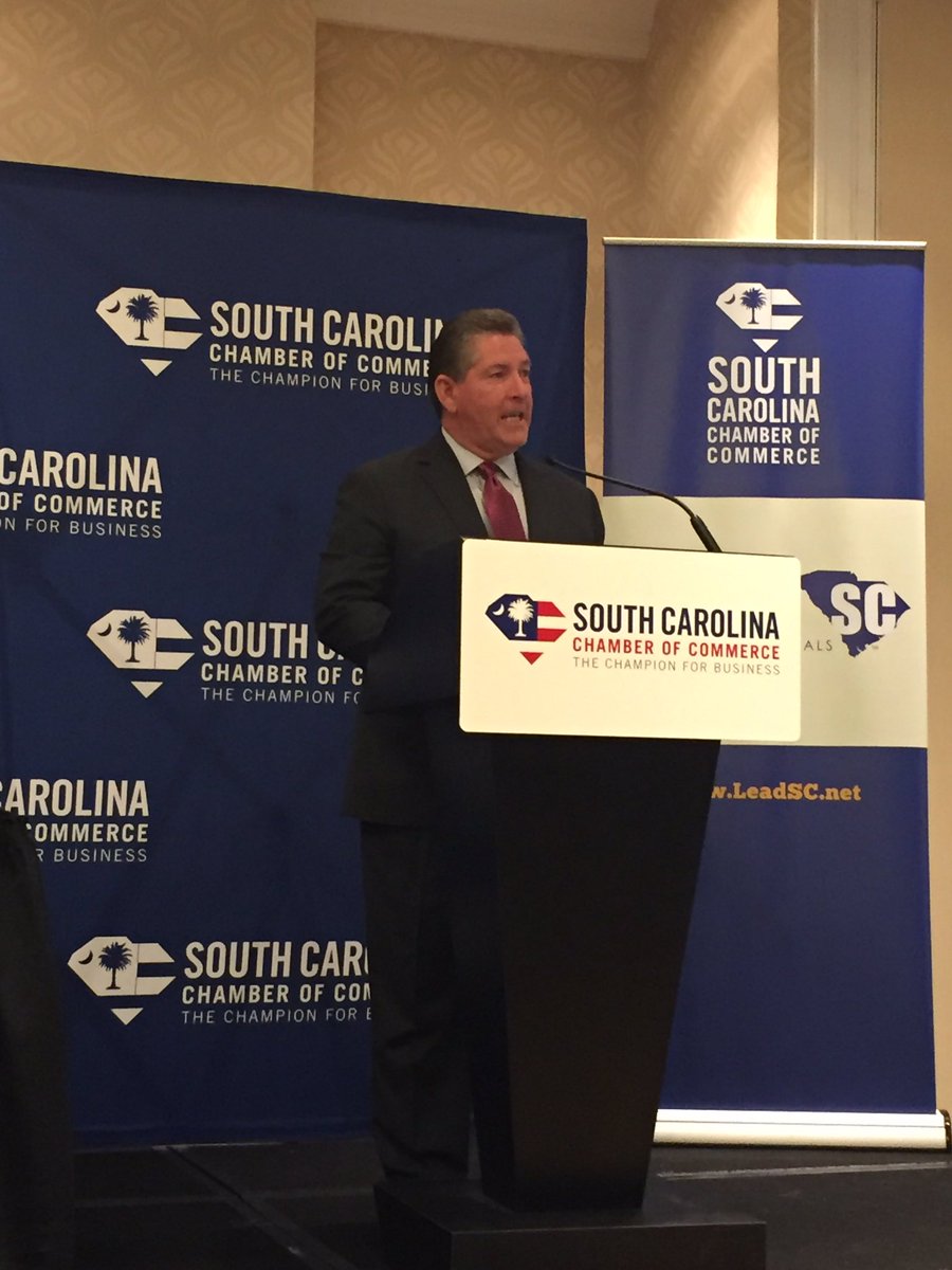 crystalfreie's tweet image. Opening Keynote Coach Ray Tanner at #LeadSC2017