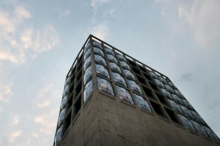 SlateAfrique's tweet photo. Ouverture au Cap du plus grand musée d'art contemporain africain https://t.co/eYSqr02pLa https://t.co/RD2FVMO9nI
