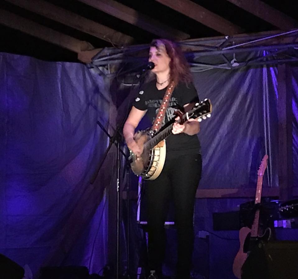 Keep live music going by supporting venues like <a href="/AmoskeagStudio/">Amoskeag Studio</a>. Come and see my concert tomorrow janetrobin.brownpapertickets.com <a href="/GuitarWorldNews/">Guitar World-News</a>