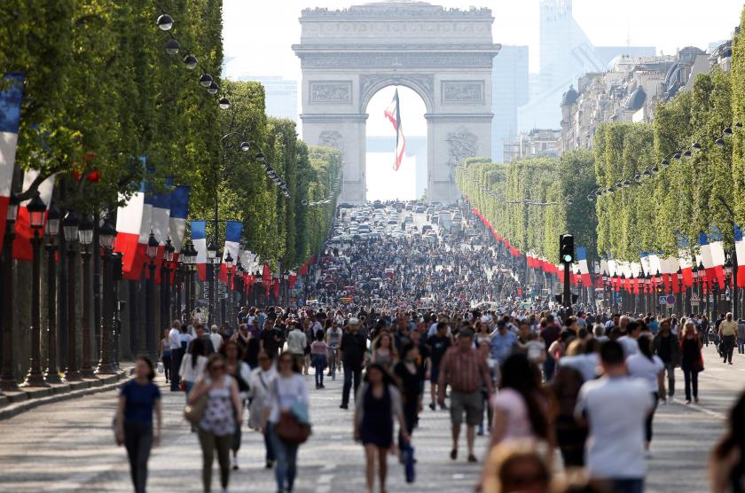 CityMonitorAI's tweet photo. What does the post-combustion engine era mean for our cities? asks Mark Watts of @c40cities
 https://t.co/IaCsYest3e https://t.co/qtfzZ6ZqMa
