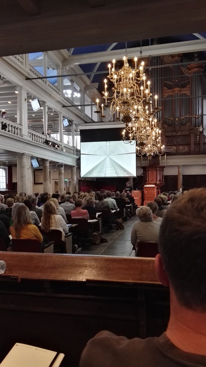 Waarom breed opgeleide studenten beter kunnen omgaan met verandering <a href="/thebandb/">Pedro De Bruyckere</a> n #decanensymposium