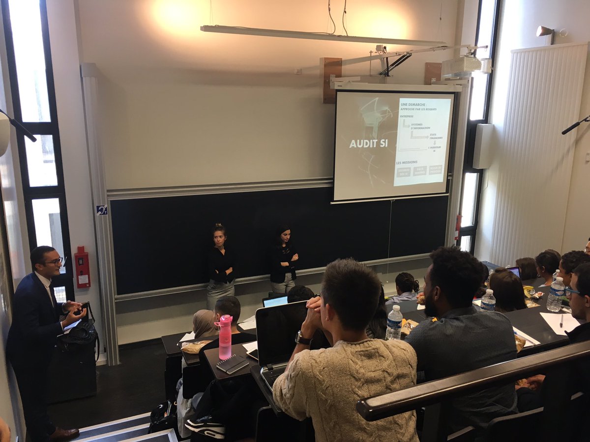 ForvisMazarsRh's tweet photo. Ce midi on est à l' @utcompiegne ! Omar et Clémence nous expliquent leur quotidien #SI #auditIT #secuIT #dataanalyse https://t.co/Qp6i2xIeNl