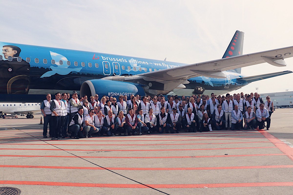 FlyingBrussels's tweet photo. We're happy to welcome @starmegado at @BrusselsAirport today for a tour behind the scenes! #SMD8 https://t.co/JNq5rVGXj0