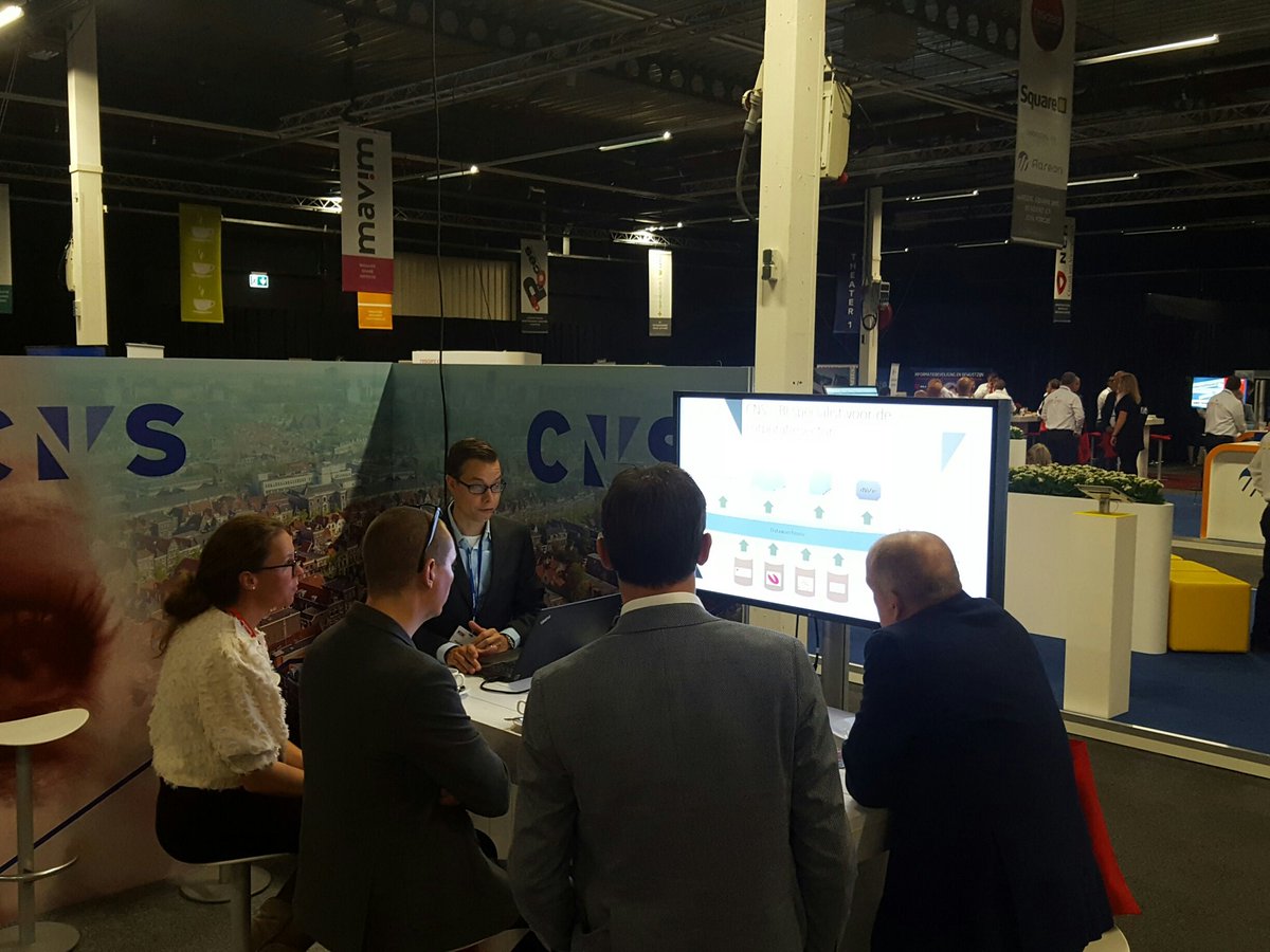 HelpdeskCns's tweet photo. Bezoek ook straks onze kennissessie over integrale vastgoedsturing #Corporatieplein  #incontrol https://t.co/ZN2czjyQdl