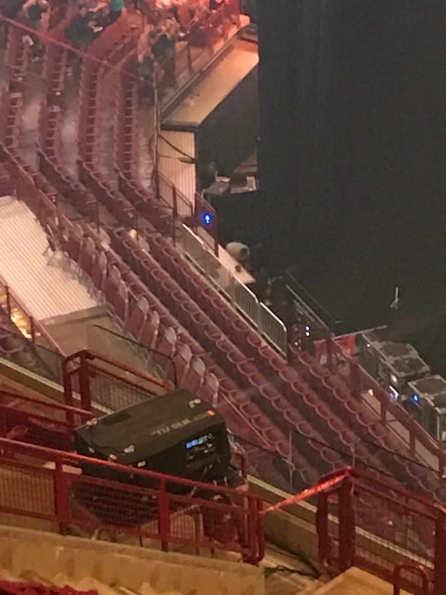 ascud370's tweet photo. Took Nakai to our 1st concert together, had the worst seats in the house to a well done concert. #24KMagicWorldTour #ithinkmynoseisbleeding https://t.co/Ja0EW39miJ