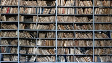 documenthousefi's tweet photo. Haluatko päästä eroon paperiarkistosta? Lataa avuksesi checklist digitoinnista https://t.co/Y75nKHz27l  #eroonpapereista #digitointi #gdpr https://t.co/dq7nhQB03n
