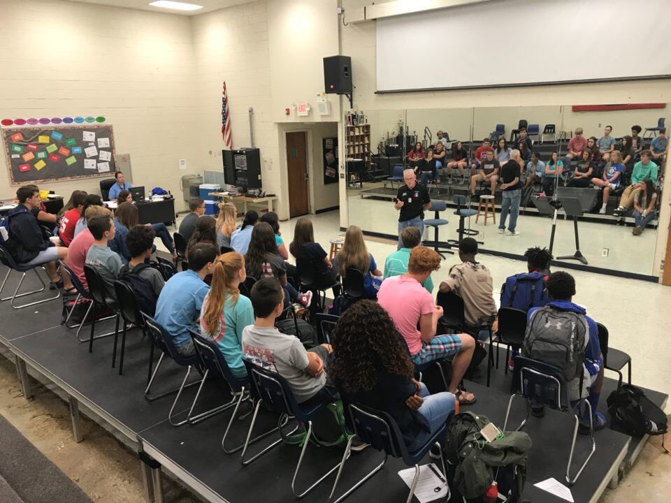 Awesome morning with our speaker Hank Baker!!! @OcoeeFCA #chsfca