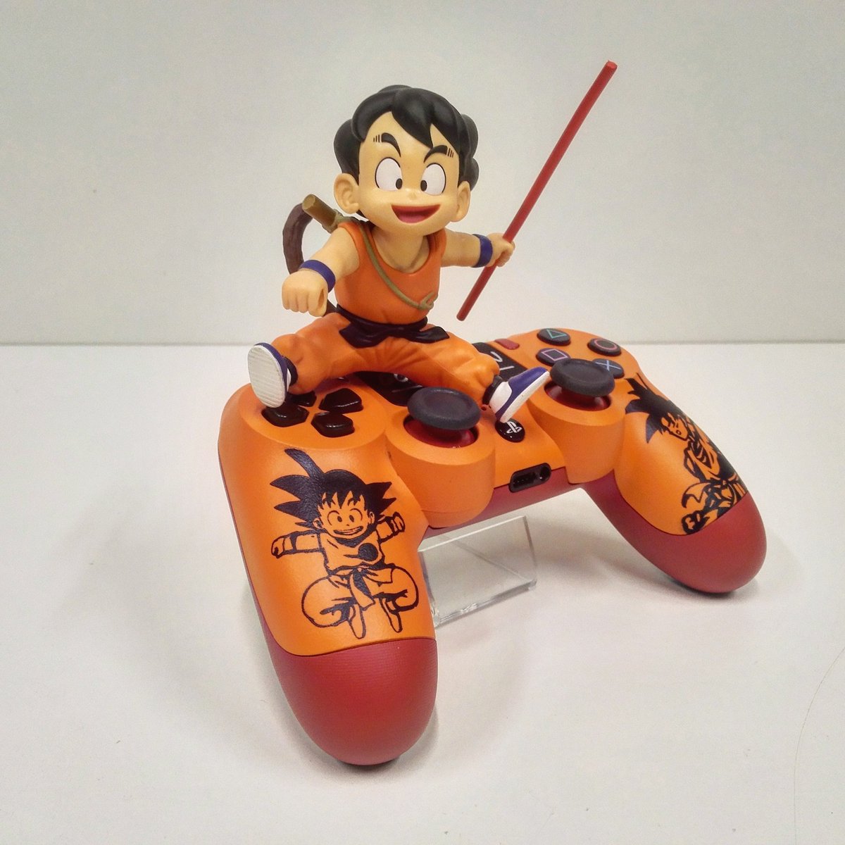 Support pour manette goku PS4/PS5