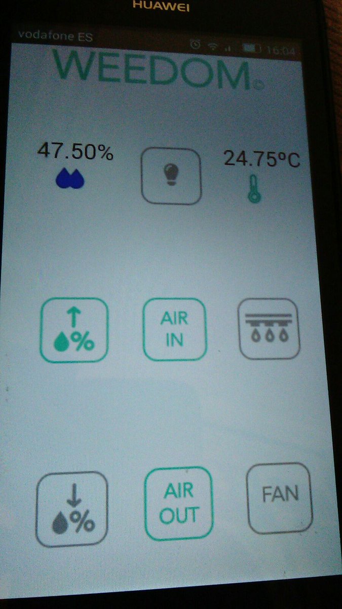SpanishBreeder's tweet photo. Con #Weedom introduces modo: flora, y los valores óptimos, en mi caso he puesto, 25º de temp. y 50% de humedad. Y listo https://t.co/HCFf9Q5uVk
