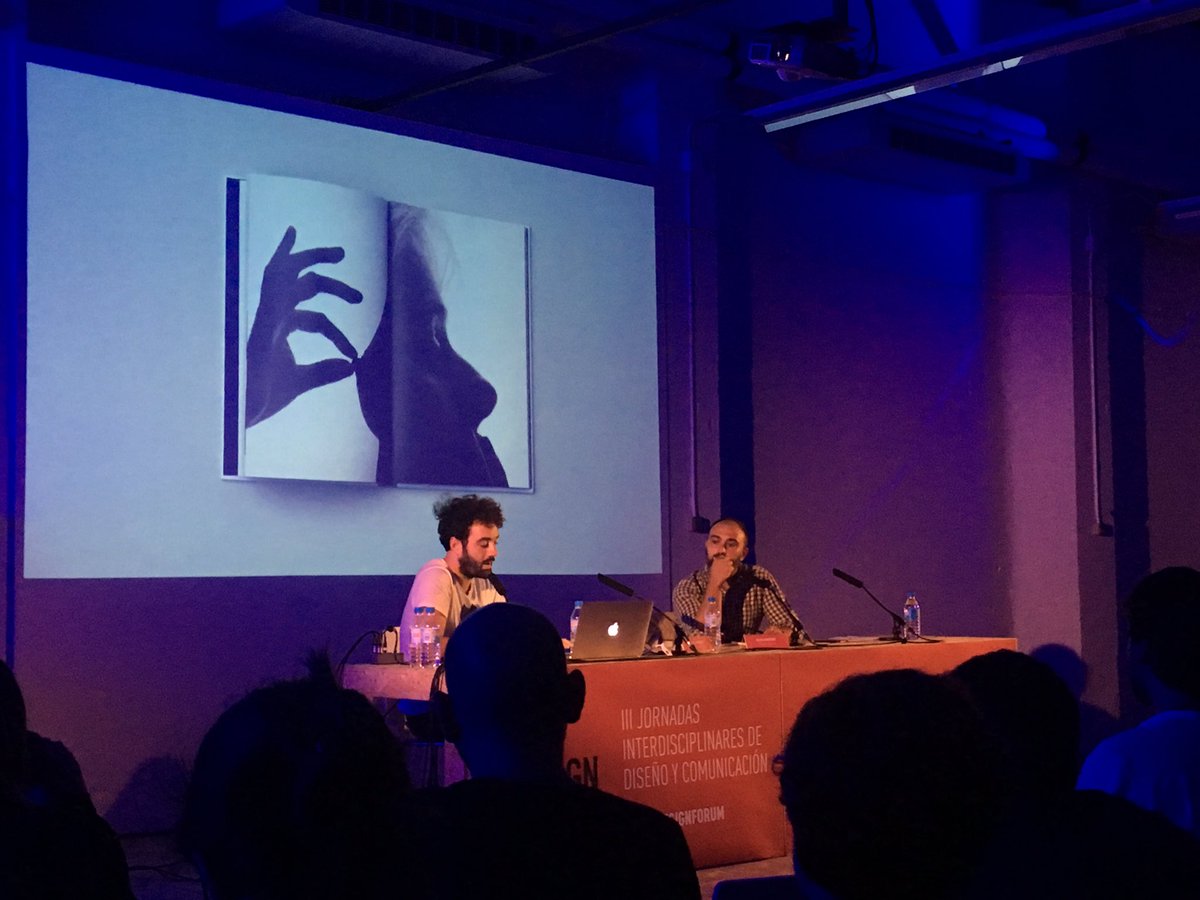 LaCostaComunica's tweet photo. ❤️ @FolchStudioTw sobre #ApartamentoMag, #Odiseo y @eldoradoexp, más allá del #brandactivism, en #baudesignforum https://t.co/5SuUiJSDZP