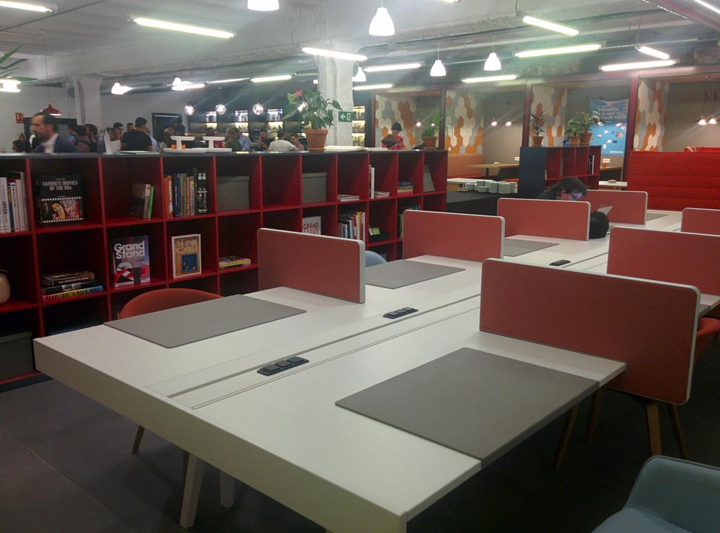 msanzro's tweet image. Conociendo las oficinas de #SpacesRio en Madrid #Inauguracion #coworking